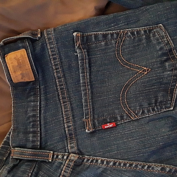 Levi's perfectly slimming Jeans Bootcut 512 size 8 petite - Picture 2 of 11